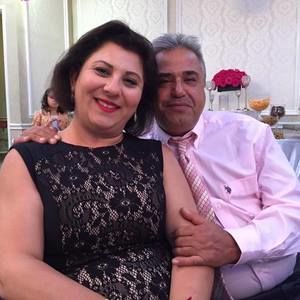 Meet your Posher, Roya